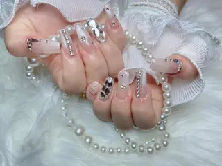 ネイル RAFFINE 月🦋🩵のネイルデザイン