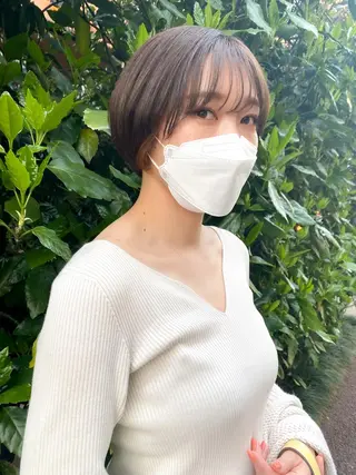 ショート カラー THE DAY所属・AKI HASHIMOTOのヘアスタイル