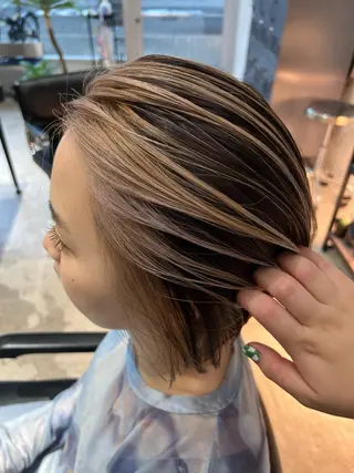ミディアム カラー オタク美容師💟 チバコナツのヘアスタイル