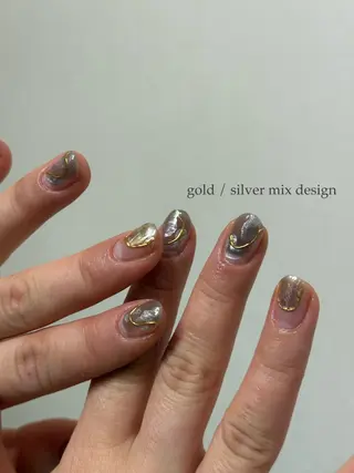 ネイル kiii.__ ✴︎*のネイルデザイン