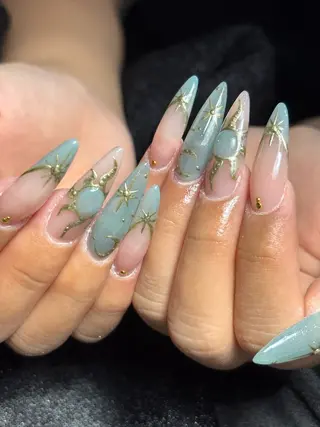 ネイル ✴︎ Delightのネイルデザイン