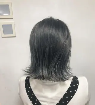 ミディアム カラー REVE所属・TAKU 美容師のヘアスタイル