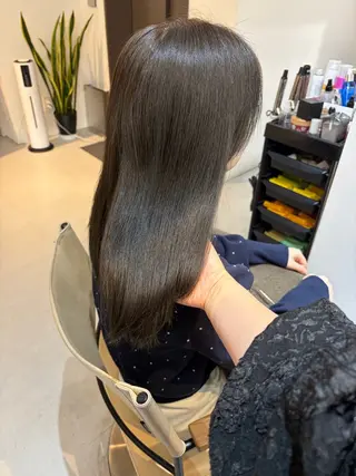 セミロング ✨色持ちの良い艶 カラー✨蟹江真世のヘアスタイル