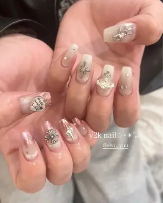 ネイル SALON ELVI.所属・SALON ELVI.のネイルデザイン