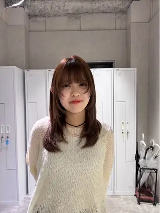 セミロング モデル募集中/西梅田 naruka🍏のヘアスタイル