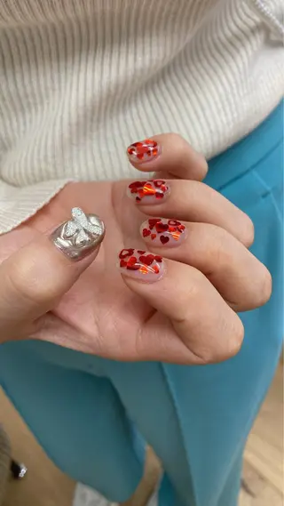 ネイル nailsalon　hue所属・小山 羽奈のネイルデザイン