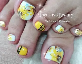 ネイル 小顔と腸の専門店 ラクーラビューティのエステ・リラクイメージ