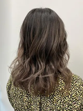 ロング カラー 公式 Ease by amble luxeのヘアスタイル
