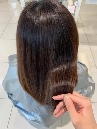 セミロング ワタナベ アオイのヘアスタイル