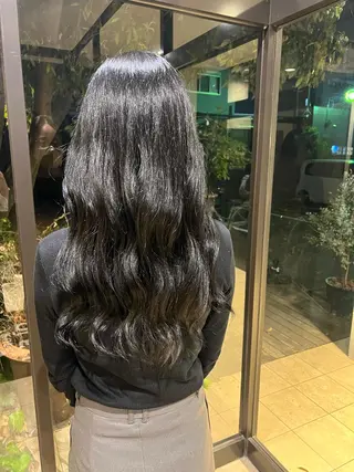 ロング ヤマダレナ/個室/ 透明感艶カラー😽✨のヘアスタイル