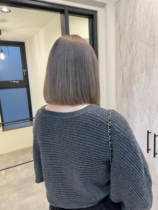 ミディアム 渋谷 留菜のヘアスタイル