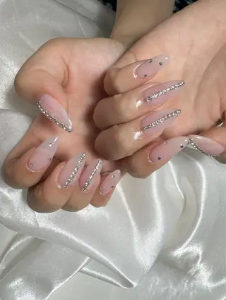 ネイル ビューティーフル Aのネイルデザイン