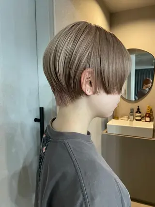 ショート カラー 吉田一輝 外国人パーマのヘアスタイル