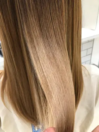 ミディアム カラー パーマ ヘアアレンジ キッズ ネイル マツエク・マツパ 堀井 凌平のヘアスタイル