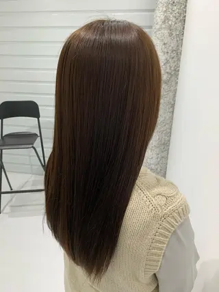 ロング カラー TAKUMI .のヘアスタイル