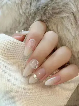 ネイル LUXE NAIL SALONのネイルデザイン