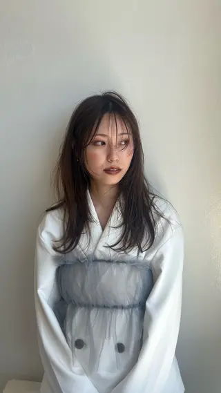 ロング MODEK's アヤナのヘアスタイル