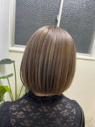 カラー 前田リサコ🌹 ✨艶髪職人のヘアスタイル