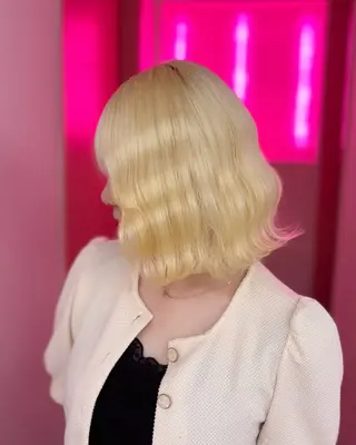 ミディアム カラー 田中麻鈴/ハイトーン /ミルクティーのヘアスタイル