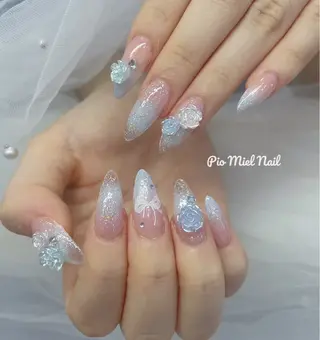 ミディアム Pio Mielのネイルデザイン