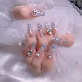 ネイル UMI ネイルサロン新宿🎀のネイルデザイン