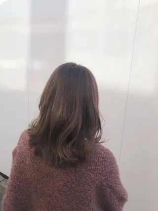 ミディアム カラー Joshua / 素髪改善のヘアスタイル