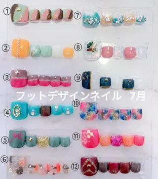 ネイル 吉澤 友恵のネイルデザイン