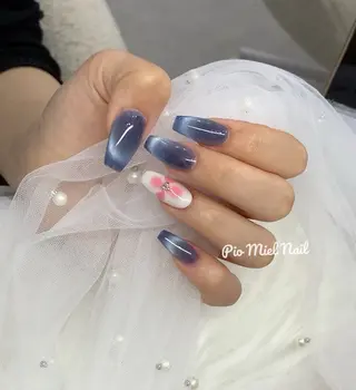 ミディアム momo 長さだしのネイルデザイン