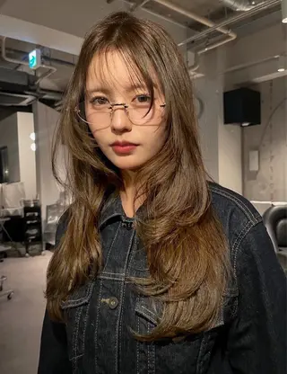 ロング 松尾 伊純のヘアスタイル