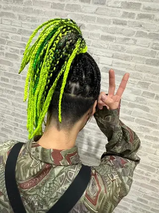 ロング ヘアアレンジ 西村 真実子のヘアスタイル