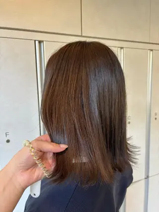 ミディアム カラー Iris by artina 武蔵小杉店【イリス バイ アルティナ】所属・🎼レイヤー/顔周り カット/nene♬のヘアスタイル