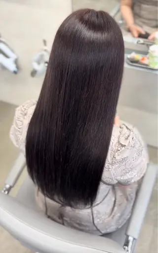 ロング 谷 ほのかのヘアスタイル