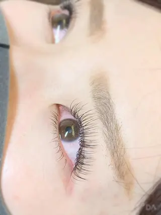 マツエク・マツパ Uni.Lash【ユニラッシュ】所属・内田 有華のマツエク・マツパデザイン