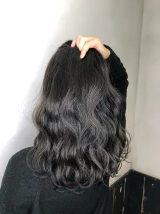 セミロング カラー パーマ 美髪矯正 🌈髪質改善 山下のヘアスタイル