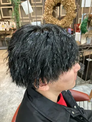 パーマ メンズ 新田龍之輔 →メンズ／派手髪のヘアスタイル