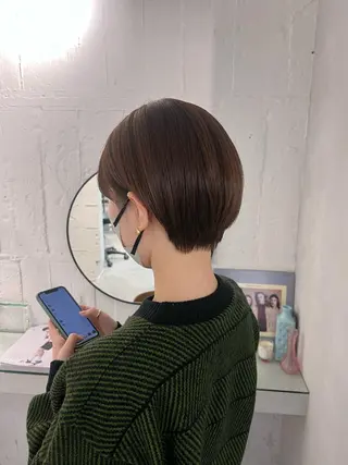 ショート foto所属・𝐁𝐋𝐔𝐄𝐓 /カット特化/新宿のヘアスタイル