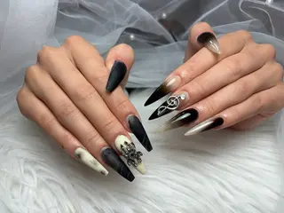 ネイル Cloudy Chan Nailのネイルデザイン