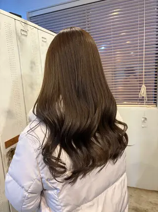 ロング カラー 稲田 里菜のヘアスタイル