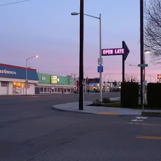 ∴Sanae. ∴ トータルビューティーのマツエク・マツパデザイン