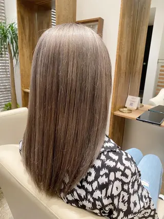 ミディアム カラー 入江 允のヘアスタイル