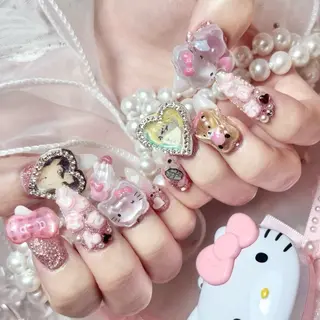 ネイル Momoka .のネイルデザイン