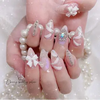 ネイル SAKURA 🍒のネイルデザイン