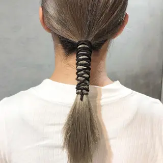 ミディアム カラー ツキノキ ミナのヘアスタイル
