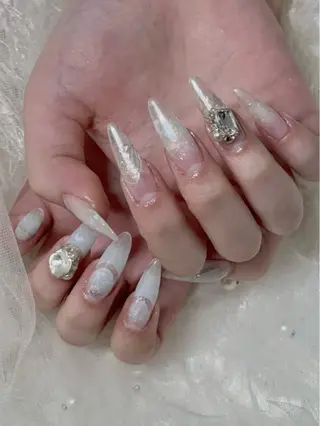 ネイル U1salon所属・佐藤 希子のネイルデザイン