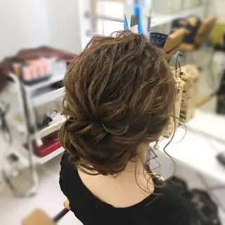 ヘアアレンジ laera 佐藤のヘアスタイル