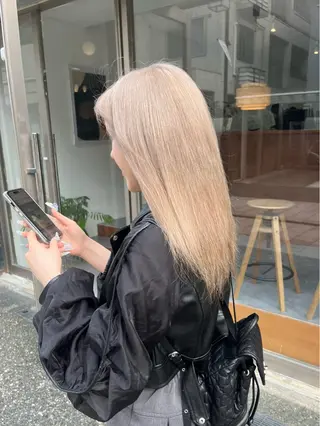 セミロング 🟣niw SHUNNA🟣のヘアスタイル