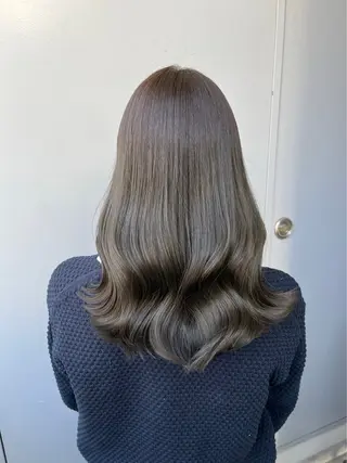 カラー 透明感ベージュ🤎 ナチュラルレイヤーのヘアスタイル