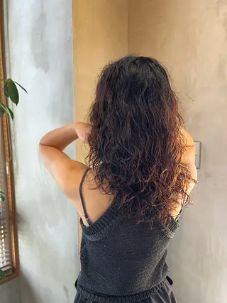 セミロング 韓国風前髪顔周り バーバーakaneのヘアスタイル