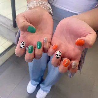 ネイル Lim五反田所属・TSUNA 🌙 Lim 五反田のマツエク・マツパデザイン