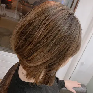 セミロング カラー ヘアアレンジ R ri R takagiのヘアスタイル